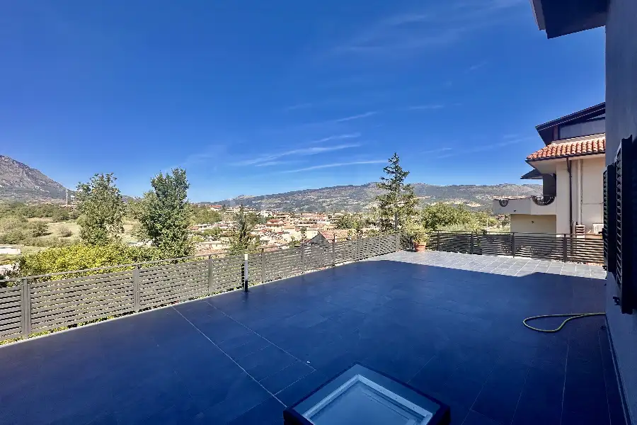 Villa in vendita di 350 mq a €439.000 (rif. 27/2025)