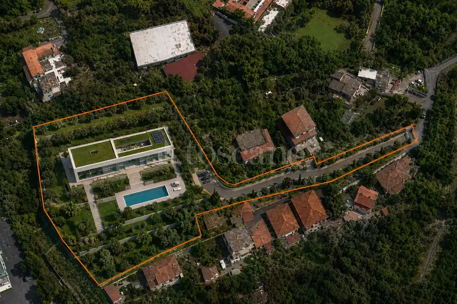 Edificabile Residenziali in vendita di 6.000 mq a €659.000 (rif. 117/2026)