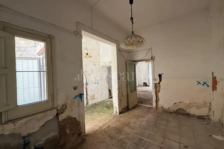 Casa Indipendente in vendita di 130 mq a €65.000 (rif. 35/2026)