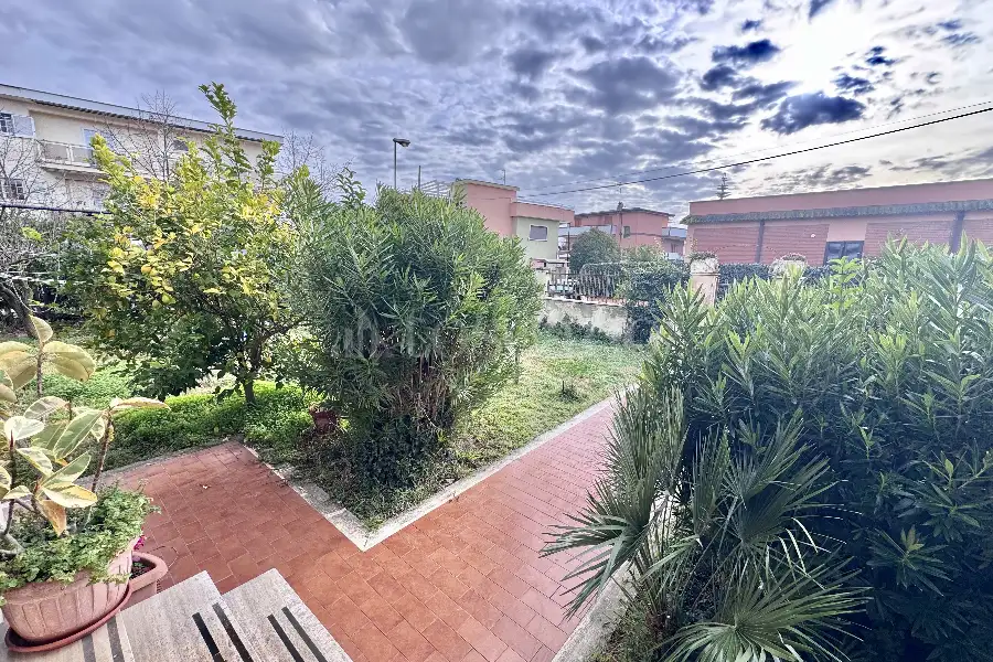 Villa in vendita di 320 mq a €299.000 (rif. 1/2026)