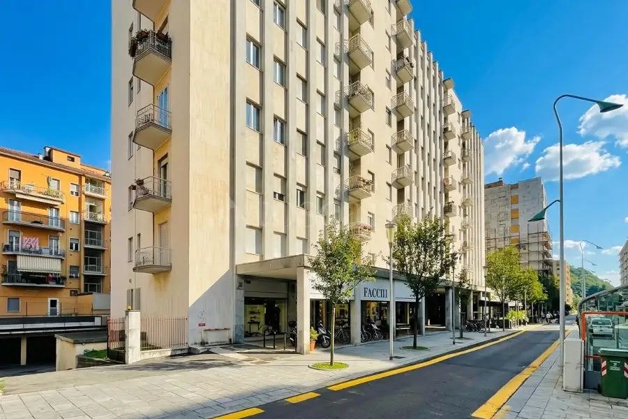 Magazzino in vendita di 287 mq a €209.000 (rif. 71/2026)