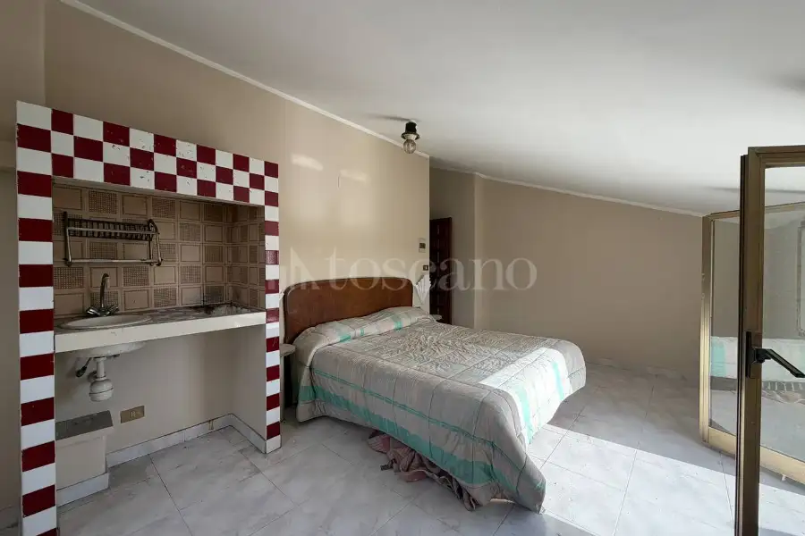 Palazzo in affitto di 500 mq a €5.800 (rif. 216/2025)