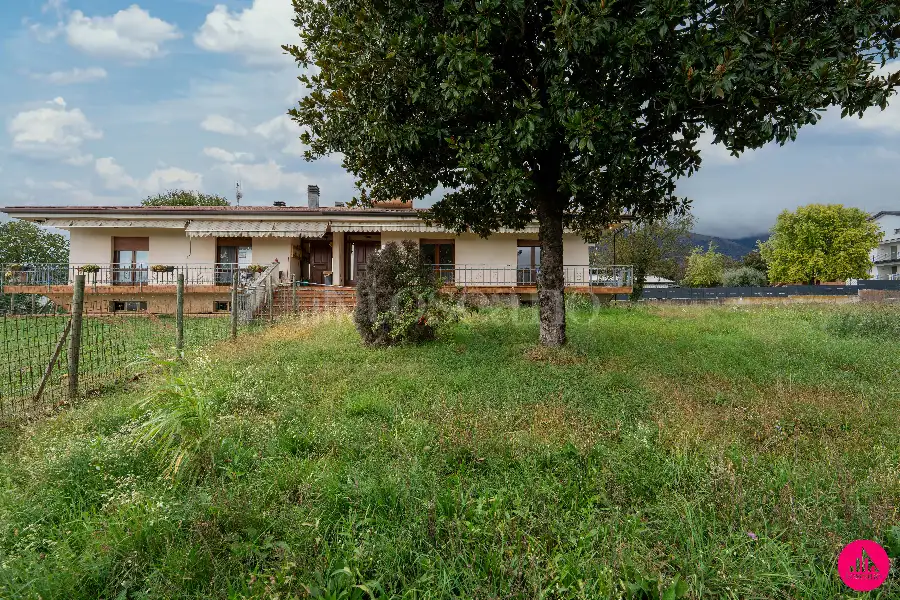 Villino a Schiera in vendita di 175 mq a €189.000 (rif. 180/2026)