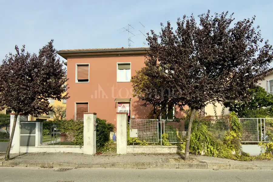 Villa Bifamiliare in vendita di 160 mq a €365.000 (rif. 37/2025)