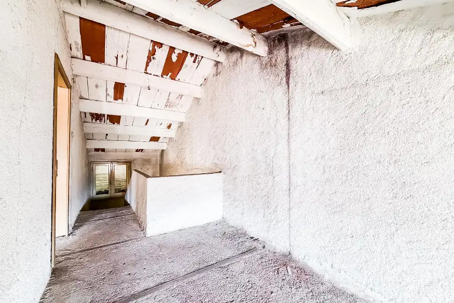 Casa Indipendente in vendita di 140 mq a €65.000 (rif. 40/2026)