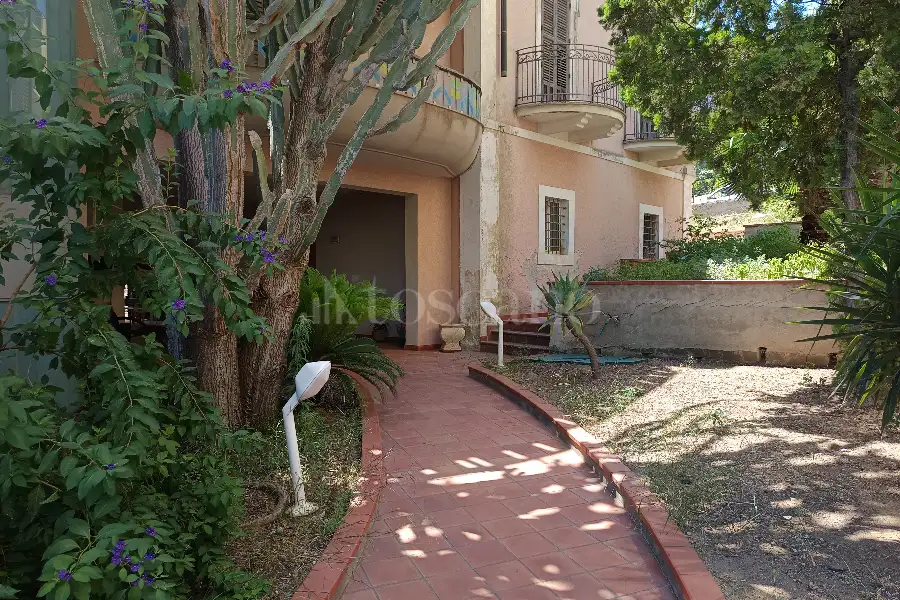 Casa in vendita di 218 mq a €174.000 (rif. 88/2025)