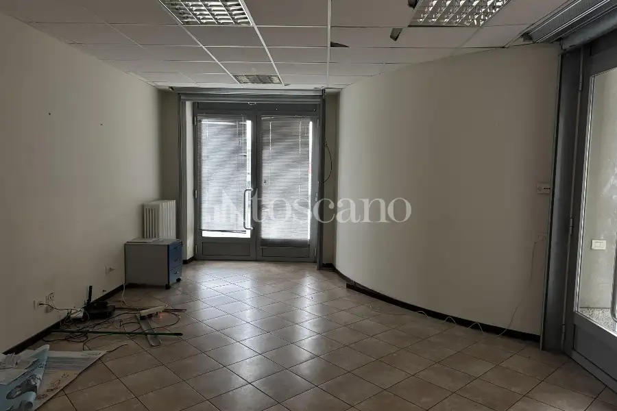 Negozio in vendita di 65 mq a €157,000 (rif. TS0313VE)