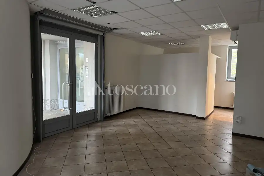 Negozio in vendita di 65 mq a €157,000 (rif. TS0313VE)