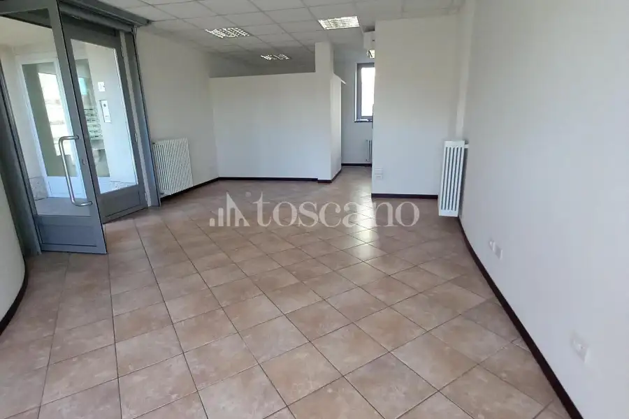 Negozio in vendita di 65 mq a €157,000 (rif. TS0313VE)