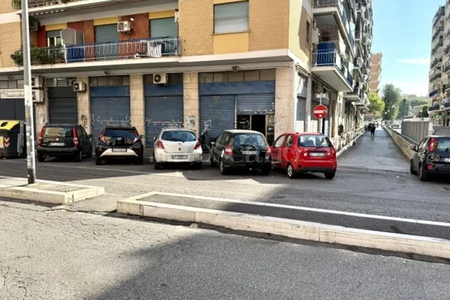 Negozio in vendita di 141 mq a €249.000 (rif. 56/2026)