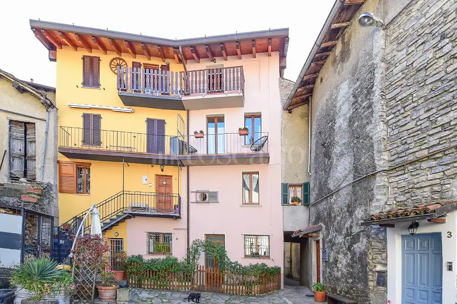 Villino a Schiera in vendita di 140 mq a €260.000 (rif. 16/2026)