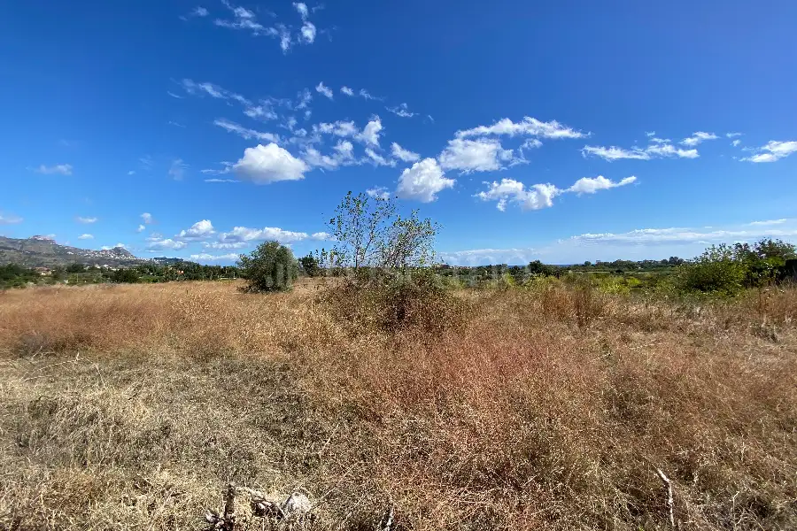 Agricolo in vendita di 3.320 mq a €40.000 (rif. 15/2026)