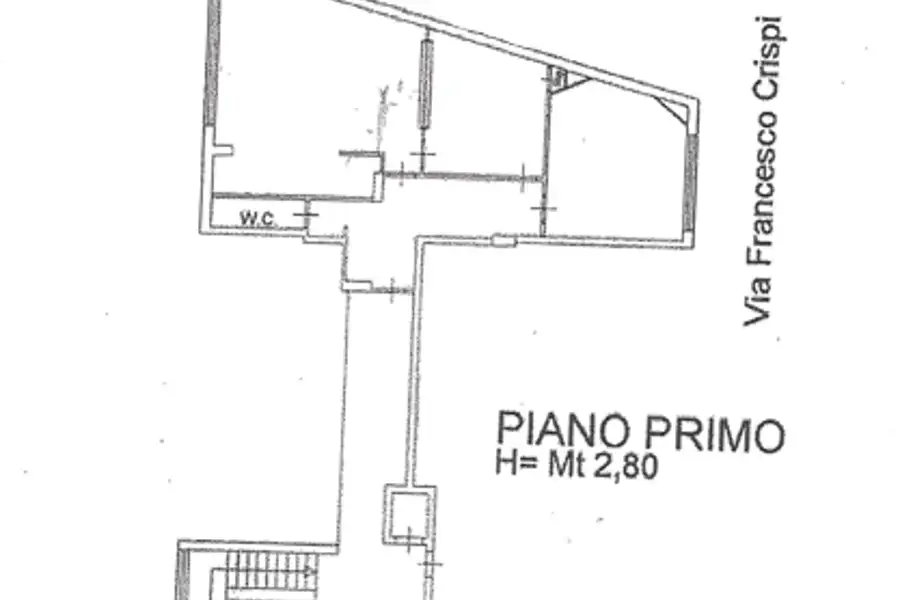 Ufficio in affitto di 100 mq a €750 (rif. 98/2026)
