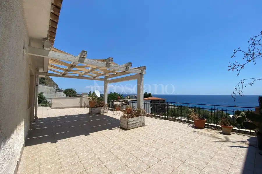 Casa Indipendente in vendita di 160 mq a €348.000 (rif. 42/2026)