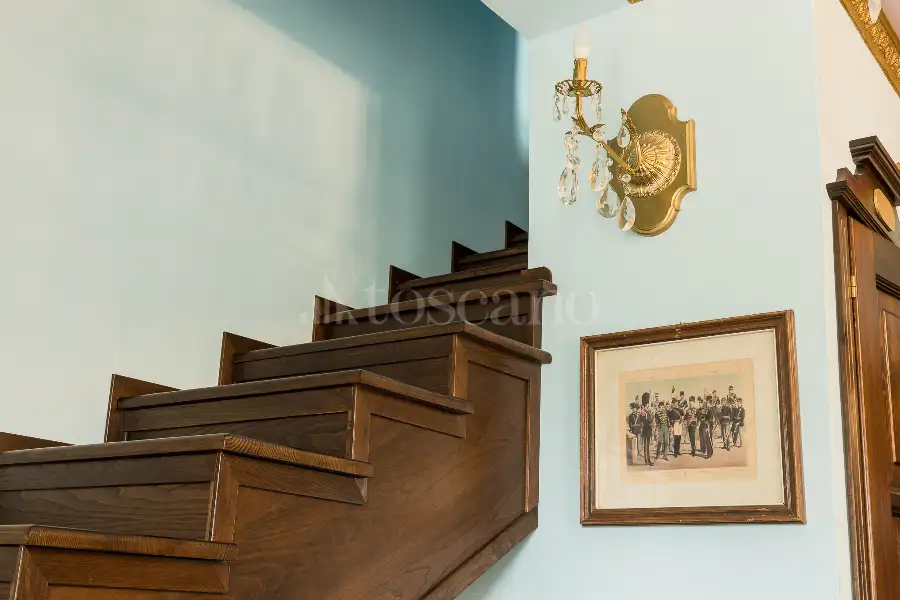 Villa in vendita di 400 mq a €699.000 (rif. 166/2023)