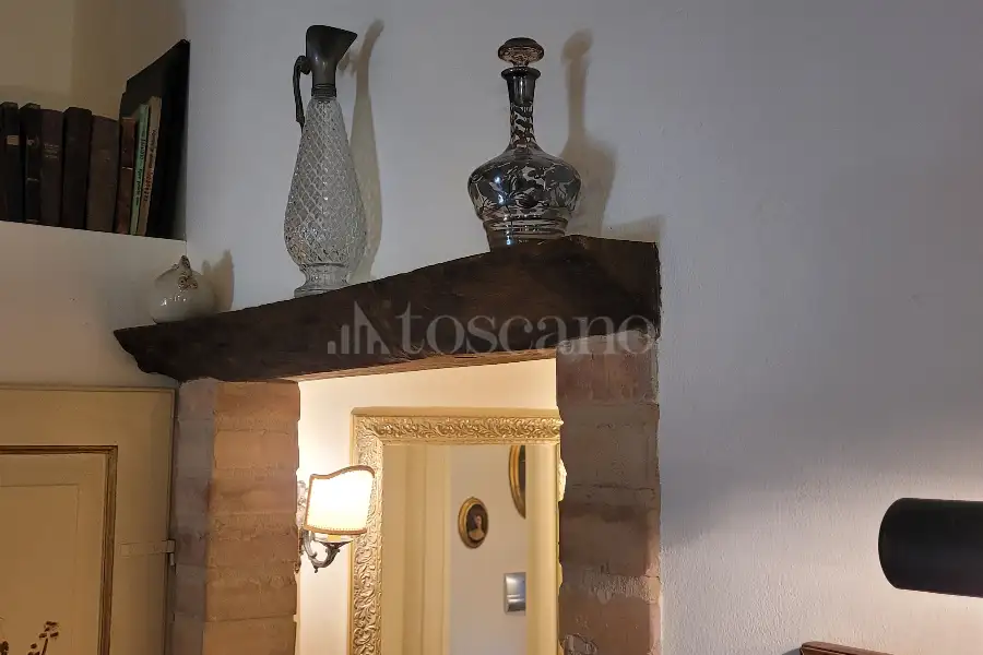 Villa in vendita di 480 mq a €880.000 (rif. 4/2026)