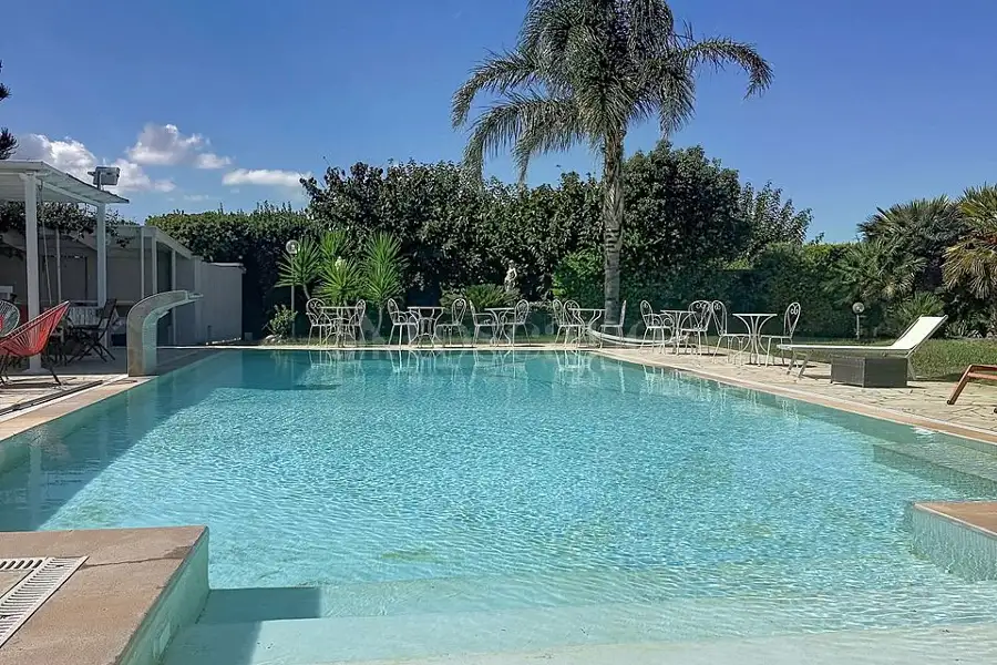 Casa Indipendente in vendita di 250 mq a €879.000 (rif. 203/2026)
