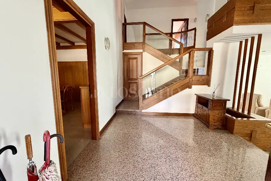 Villa in vendita di 400 mq a €870.000 (rif. 13/2026)