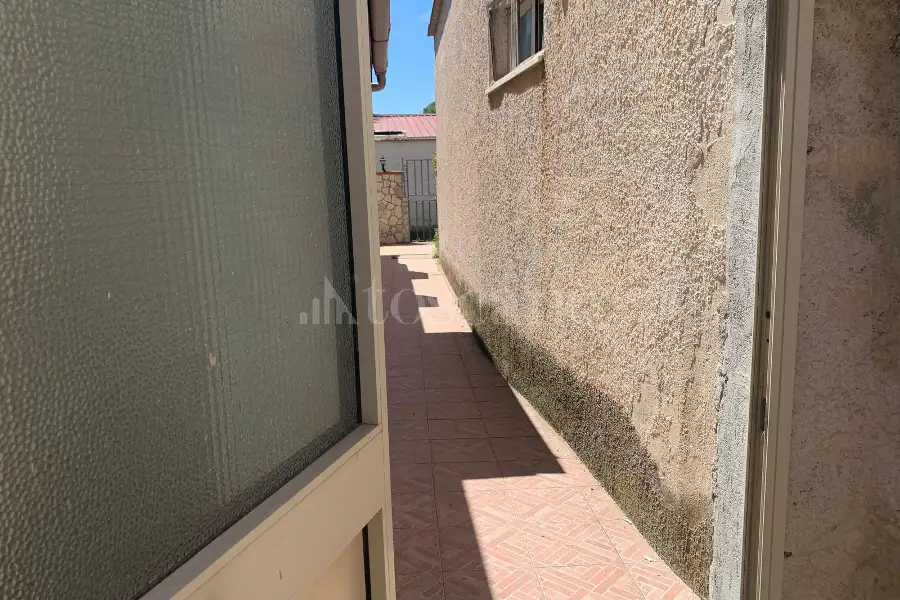 Casa Indipendente in vendita di 73 mq a €75.000 (rif. 17/2026)