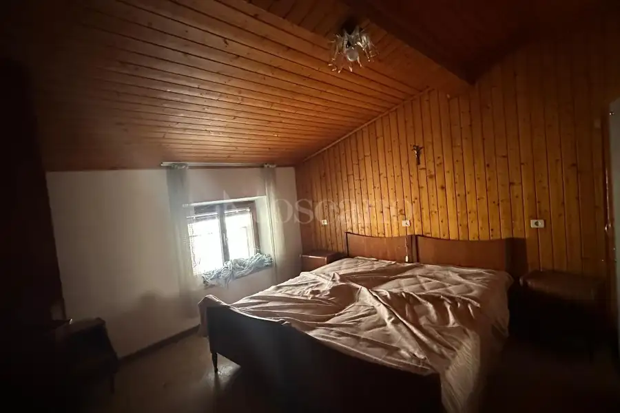 Palazzo in vendita di 330 mq a €300.000 (rif. 3/2026)