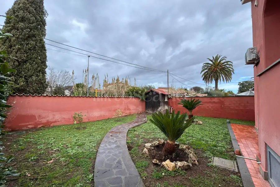 Villa in vendita di 220 mq a €329.000 (rif. 7/2026)