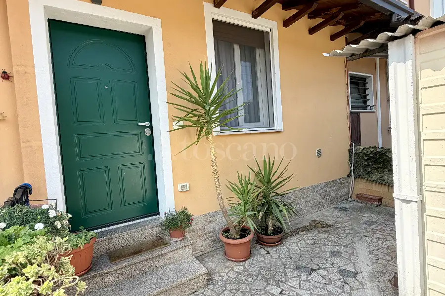 Villino a Schiera in vendita di 100 mq a €230.000 (rif. 27/2026)