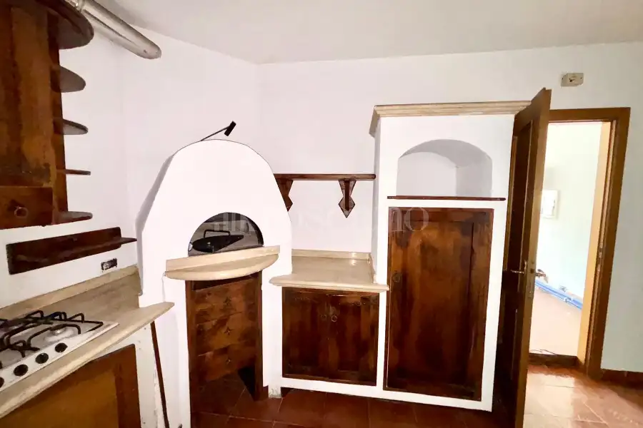 Villa Plurifamiliare in vendita di 230 mq a €299.000 (rif. 70/2024)