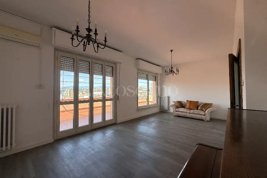 Casa in affitto di 143 mq a €1.300 (rif. 10/2026)
