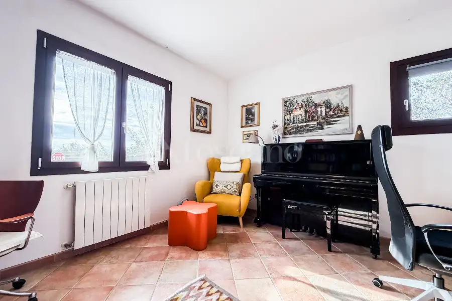 Villino a Schiera in vendita di 235 mq a €525.000 (rif. 91/2025)