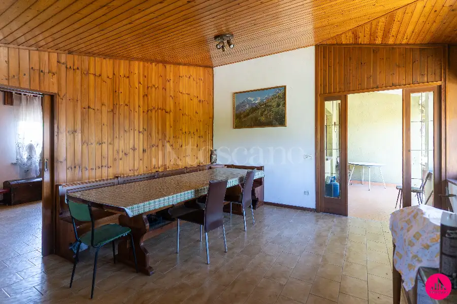Villa Bifamiliare in vendita di 230 mq a €239.000 (rif. 87/2026)