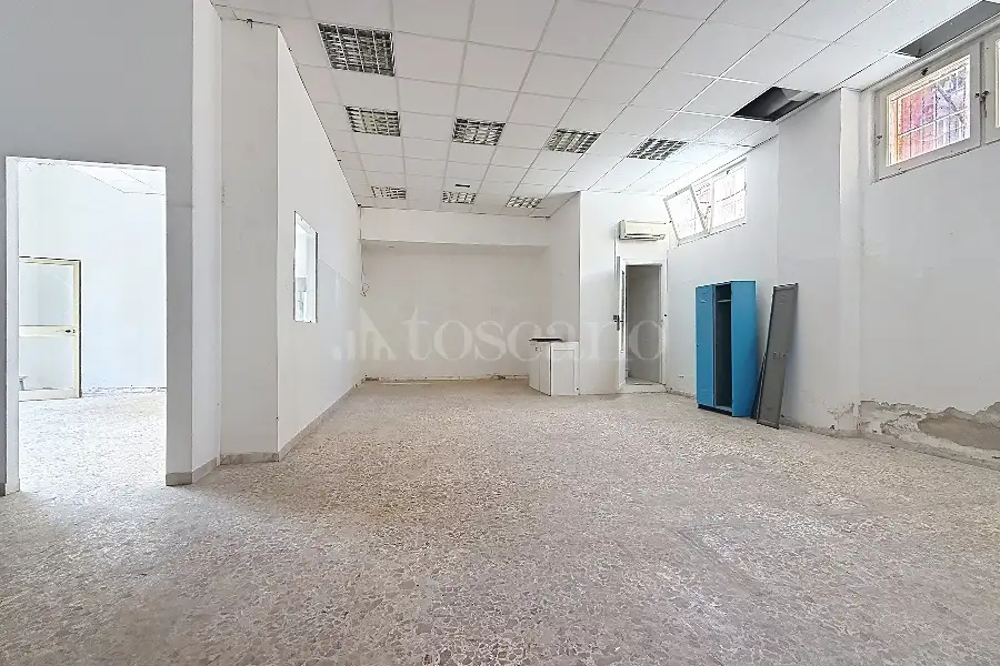 Negozio in affitto di 140 mq a €1.200 (rif. 144/2026)