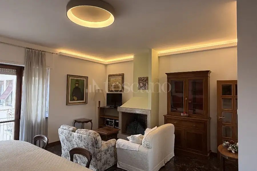 Attico in vendita di 184 mq a €650.000 (rif. 7/2026)