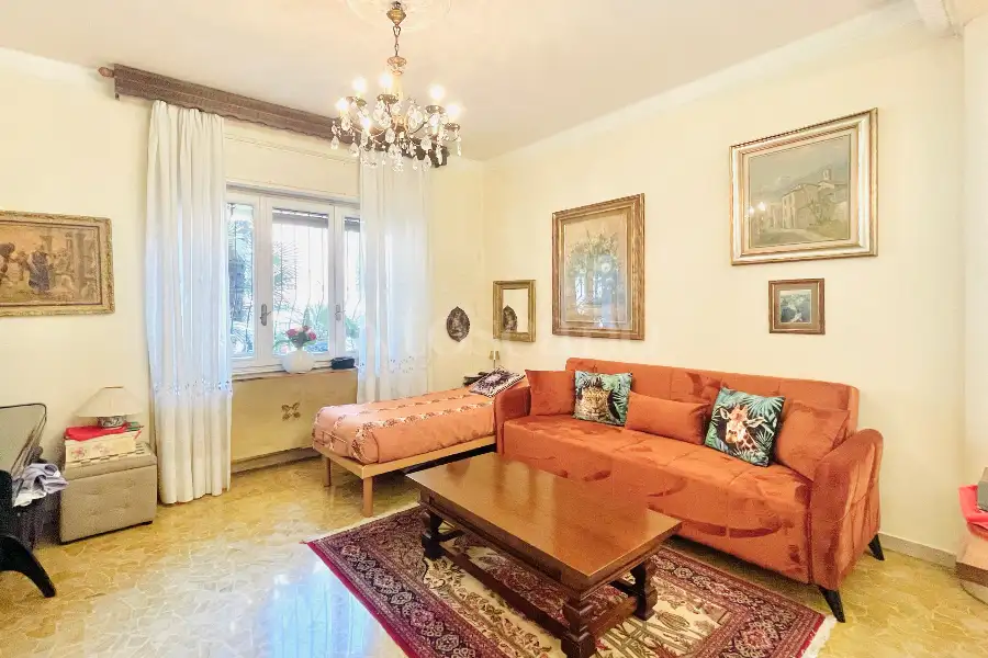 Villa in vendita di 300 mq a €650.000 (rif. 73/2025)