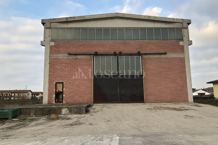 Edificabile Residenziali in vendita di 12.000 mq a €3.600.000 (rif. 3/2025)