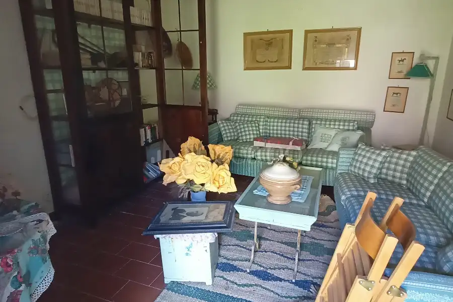 Casa in vendita di 480 mq a €450.000 (rif. 37/2026)
