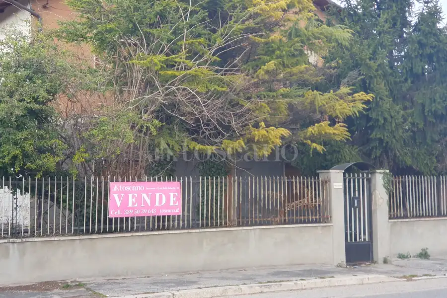 Casa Indipendente in vendita di 460 mq a €220.000 (rif. 31/2024)