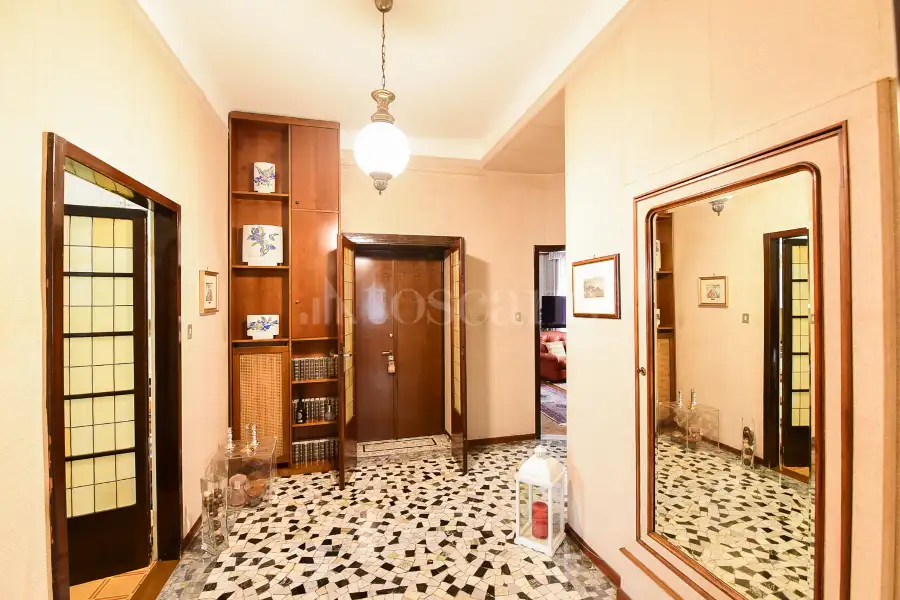 Casa in vendita di 175 mq a €680.000 (rif. 4/2026)
