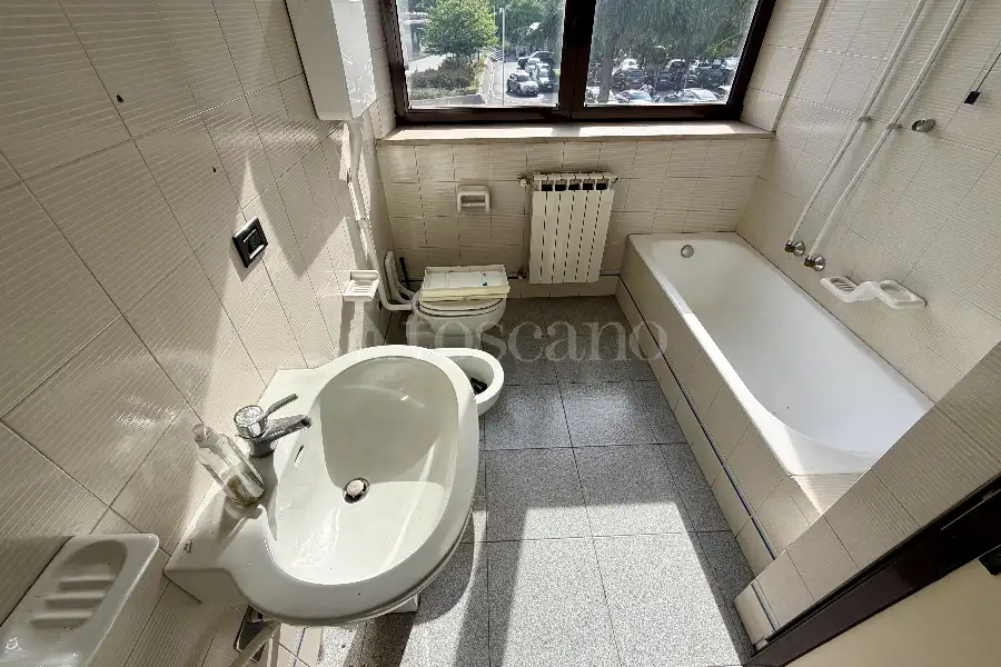 Palazzo in vendita di 365 mq a €650.000 (rif. 21/2026)