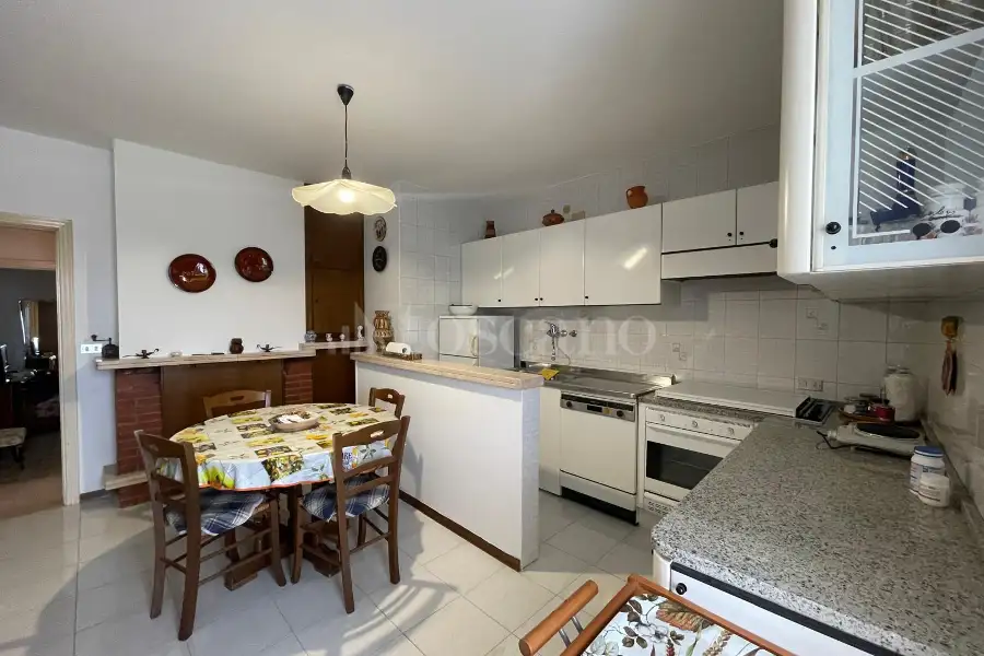 Villa Bifamiliare in vendita di 200 mq a €180.000 (rif. 45/2025)