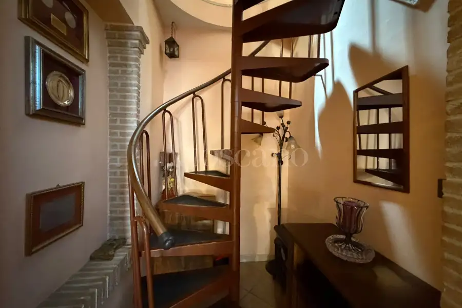 Villa Bifamiliare in vendita di 250 mq a €579.000 (rif. 20/2026)
