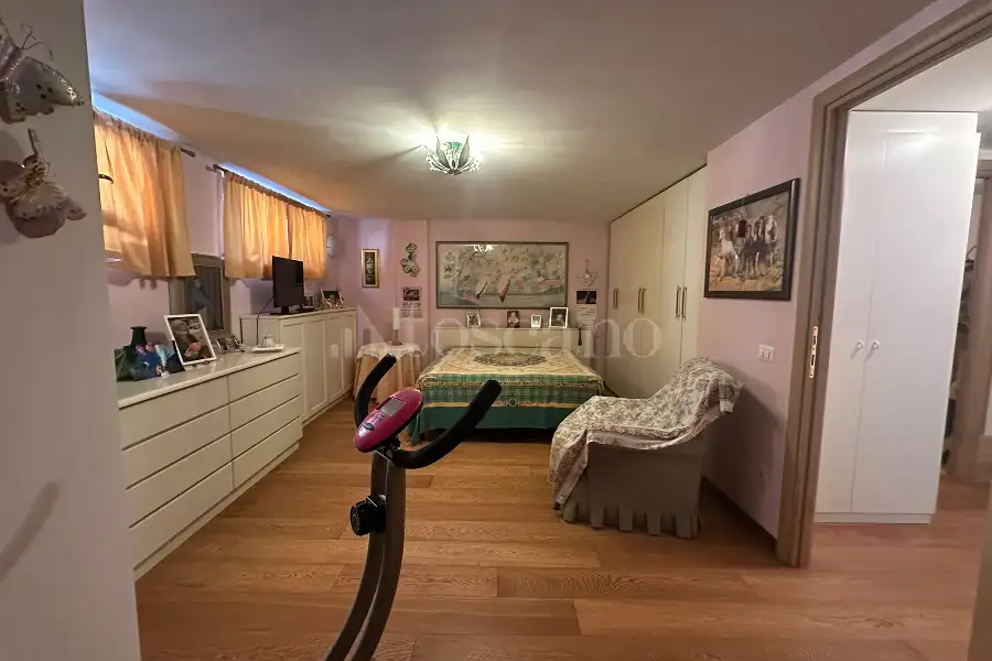 Villa Plurifamiliare in vendita di 140 mq a €305.000 (rif. 53/2026)