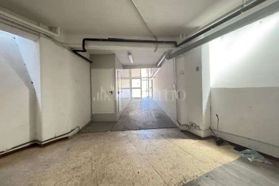 Negozio in affitto di 380 mq a €6.800 (rif. 13/2025)