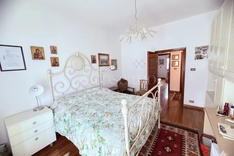 Casa Indipendente in vendita di 220 mq a €540.000 (rif. 24/2026)