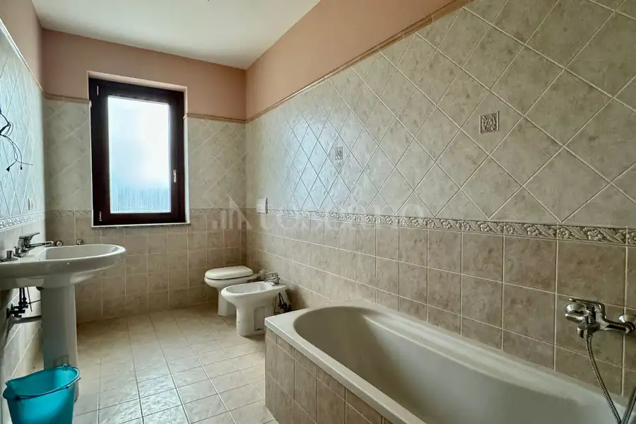 Casa in vendita di 250 mq a €250.000 (rif. 3/2026)