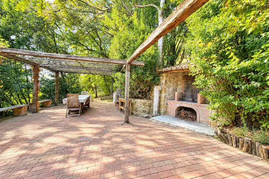 Rustico in vendita di 80 mq a €230.000 (rif. 169/2026)