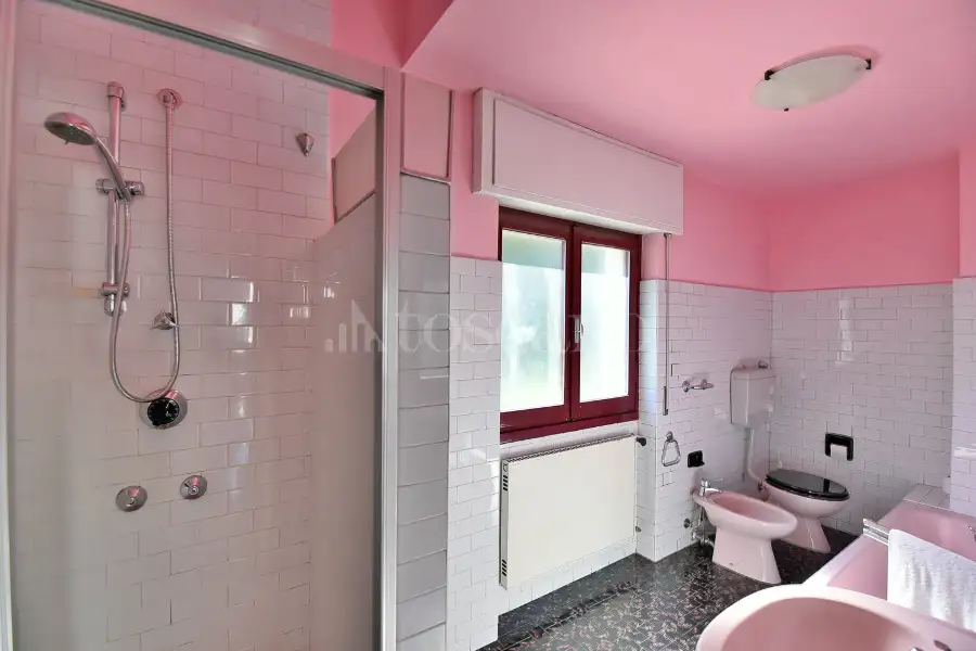 Villa Bifamiliare in vendita di 250 mq a €485.000 (rif. 16/2026)