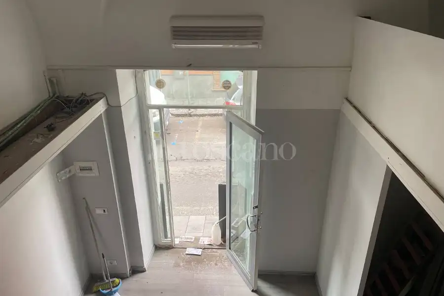 Negozio in vendita di 32 mq a €29.000 (rif. 168/2026)