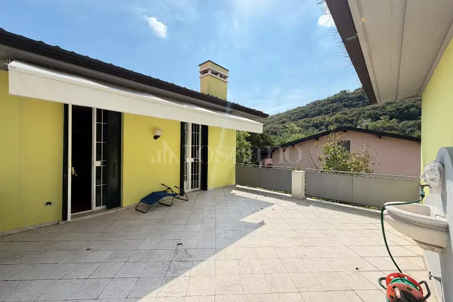 Casa Indipendente in vendita di 200 mq a €570.000 (rif. 32/2026)