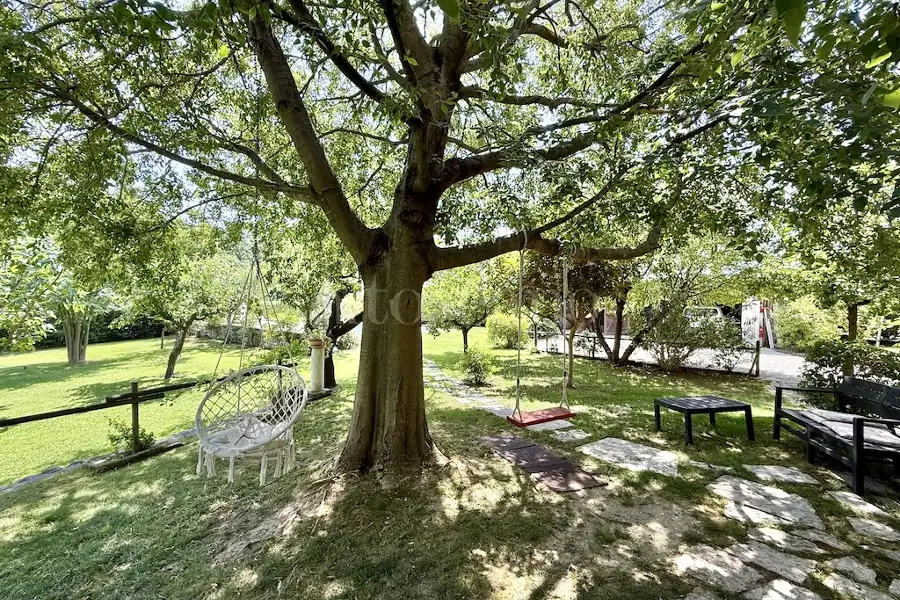 Villa in vendita di 380 mq a €795.000 (rif. 26/2026)