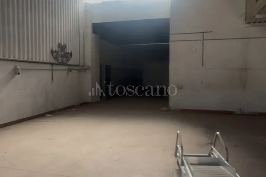 Capannone in vendita di 370 mq a €180.000 (rif. 78/2026)